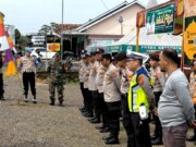 Polsek Sanga Desa Himbau Pemudik Arus Balik, Utamakan Keselamatan