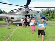 Salurkan Bantuan ke Sikilang Pasaman Barat, Danlanud Sutan Sjahrir Pastikan Operasi Kemanusiaan Berjalan Tepat Sasaran