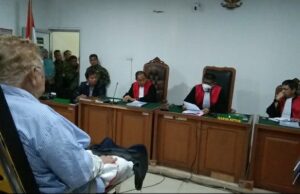 Kms H Abdul Halim Ali atau H Alim Terdakwa Kasus Dugaan Korupsi Tanah Jalan Tol Jalani Sidang Perdana